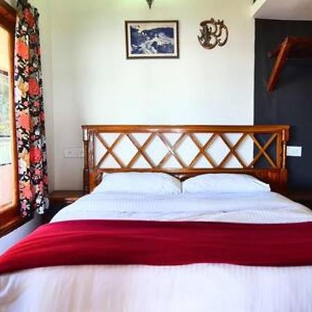 Cottage On Mall Road By Kalawati Homes Shimla Bagian luar foto