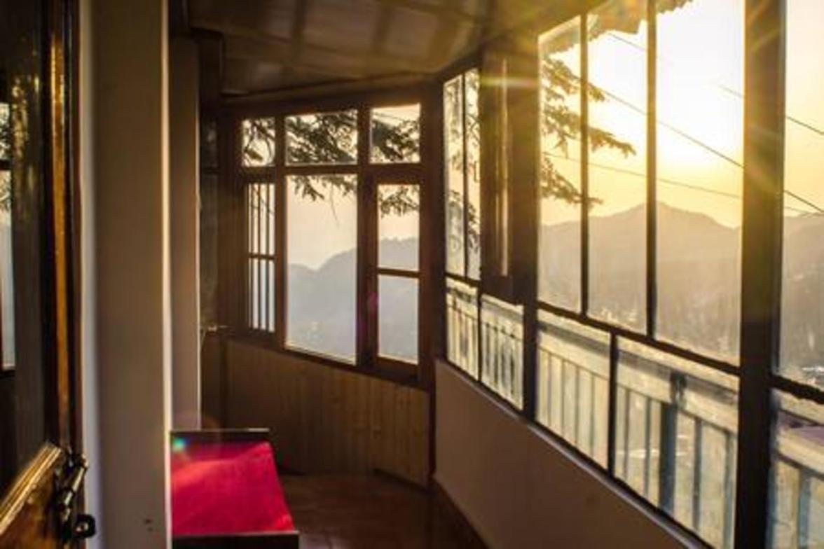 Cottage On Mall Road By Kalawati Homes Shimla Bagian luar foto